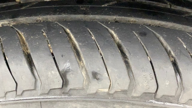 Second-hand 2023 Nissan Magnite XV for sale in Chennai-32