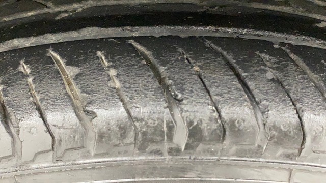 Second-hand 2023 Nissan Magnite XV for sale in Chennai-31