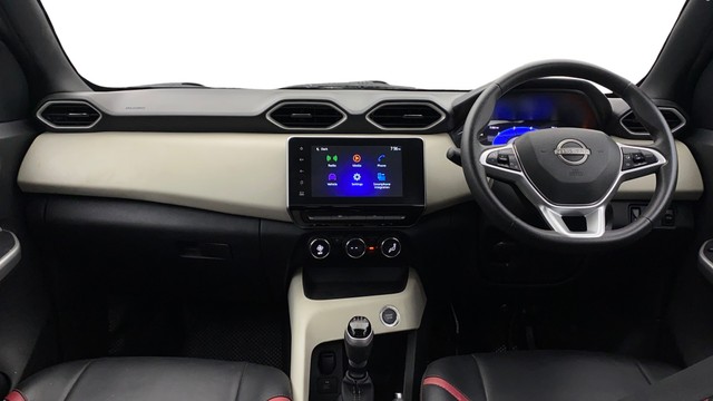 Second-hand 2023 Nissan Magnite XV for sale in Chennai-10