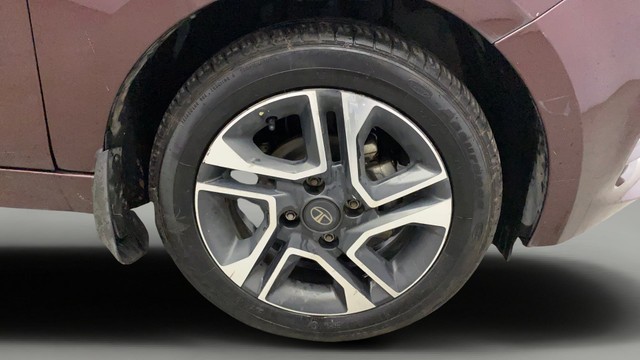 Second-hand 2020 Tata Tigor XZA Plus for sale in Kochi-24