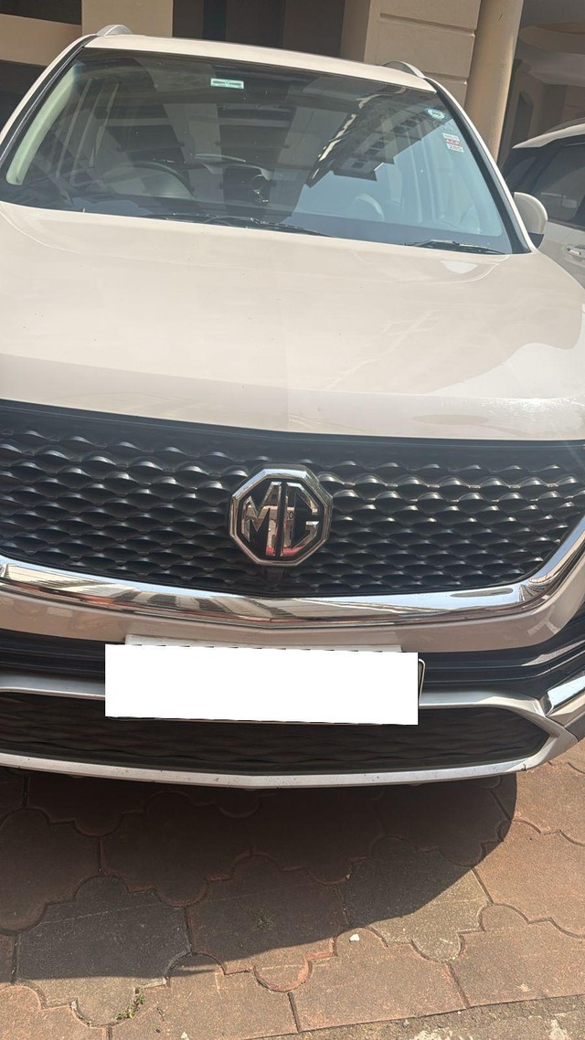 Second-hand 2020 MG Hector Plus Sharp DCT for sale in Mumbai-0