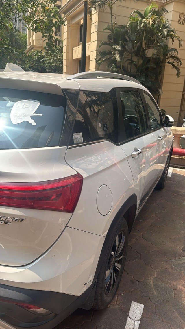Second-hand 2020 MG Hector Plus Sharp DCT for sale in Mumbai-1