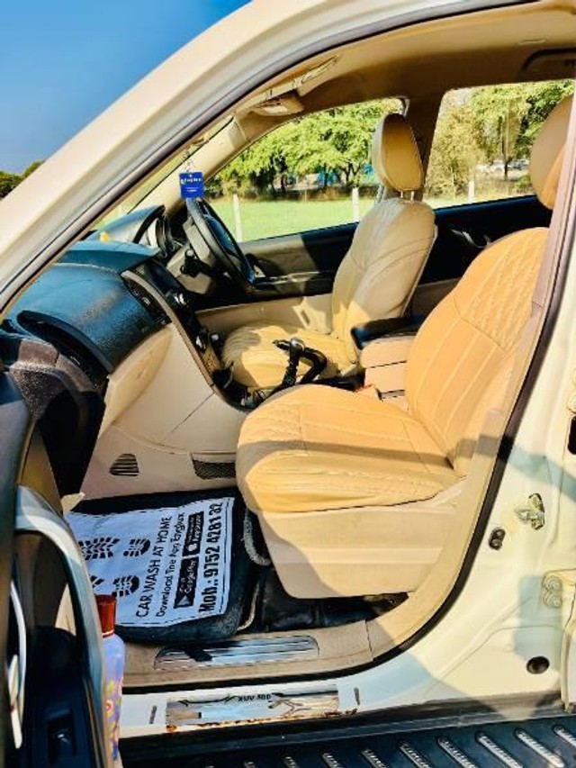 Mahindra XUV500 W6 2WD Second-hand 2017 Mahindra XUV500 W6 2WD for sale in Ujjain-12