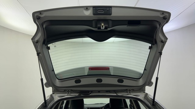 Second-hand 2021 Toyota Glanza G for sale in Ahmedabad-35