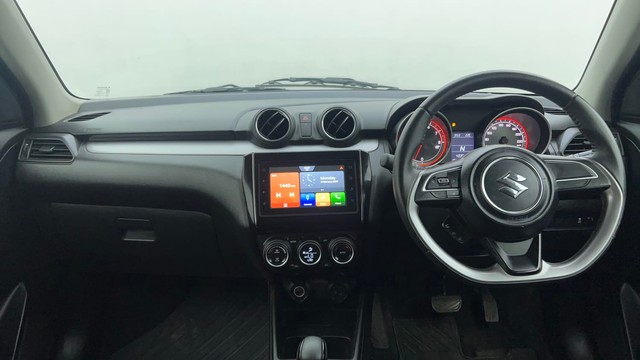 Second-hand 2023 Maruti Swift ZXI AMT for sale in Ahmedabad-11