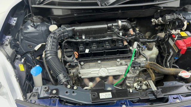 Second-hand 2023 Maruti Swift ZXI AMT for sale in Ahmedabad-30