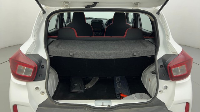 Second-hand 2022 Renault KWID 1.0 RXT Opt for sale in Ahmedabad-9