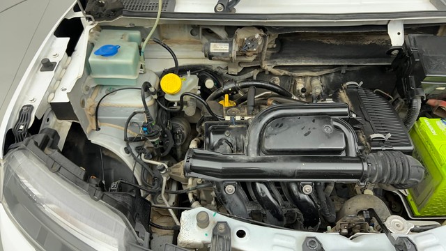 Second-hand 2022 Renault KWID 1.0 RXT Opt for sale in Ahmedabad-37