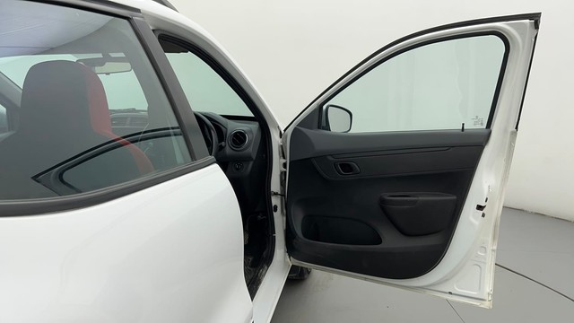 Second-hand 2022 Renault KWID 1.0 RXT Opt for sale in Ahmedabad-16