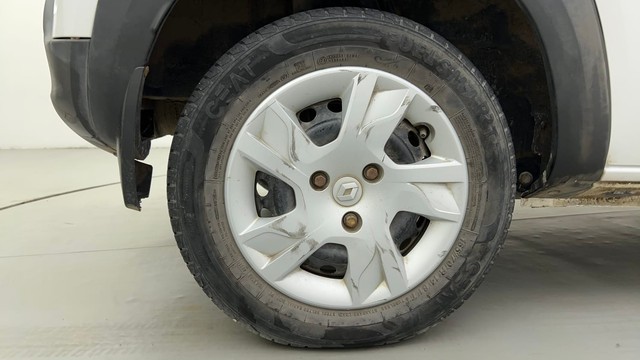 Second-hand 2022 Renault KWID 1.0 RXT Opt for sale in Ahmedabad-18