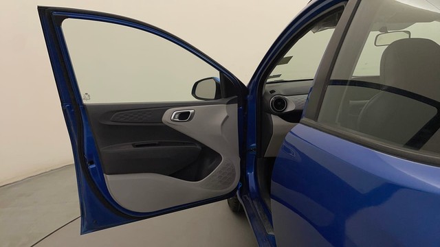 Second-hand 2019 Hyundai Grand i10 1.2 Kappa Sportz BSIV for sale in Bangalore-36