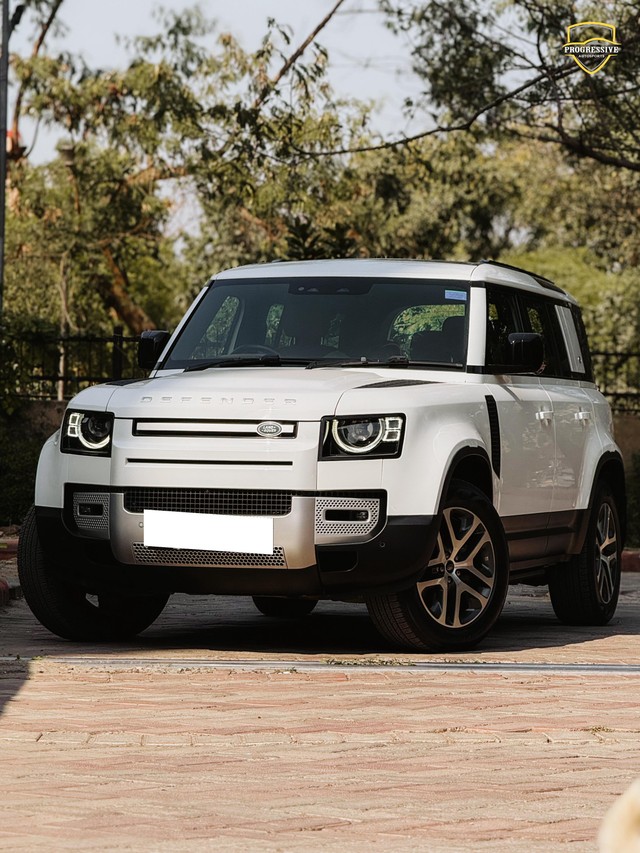 Second-hand 2023 Land Rover Defender 2.0 110 HSE for sale in New Delhi-0