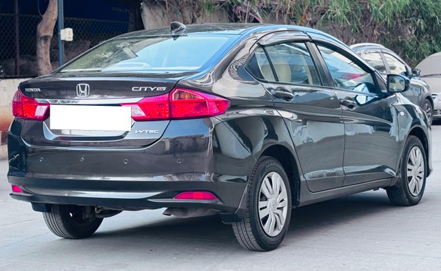 Second-hand 2016 Honda City i VTEC SV for sale in Nashik-11