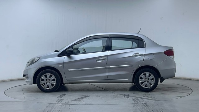 Second-hand 2015 Honda Amaze S i-VTEC for sale in Hyderabad-6
