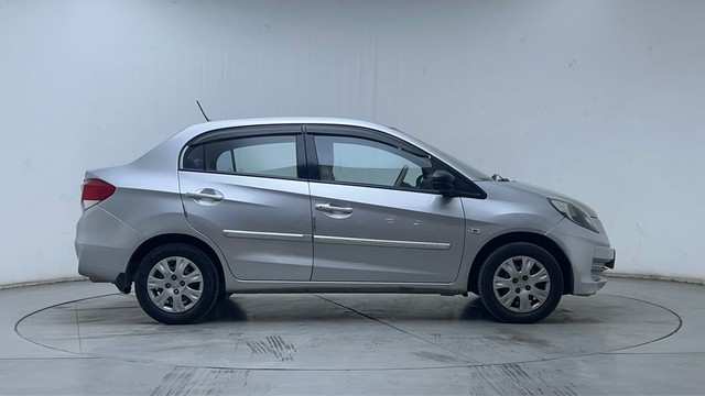 Second-hand 2015 Honda Amaze S i-VTEC for sale in Hyderabad-2