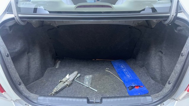 Second-hand 2015 Honda Amaze S i-VTEC for sale in Hyderabad-9