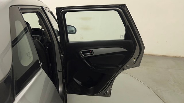 Second-hand 2021 Maruti Suzuki Vitara Brezza ZXI Plus AT for sale in Mumbai-39