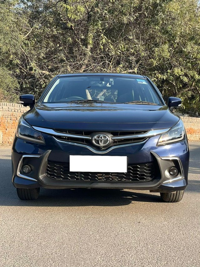 Second-hand 2024 Toyota Glanza V for sale in New Delhi-8