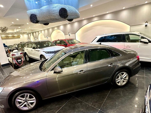 Second-hand 2021 Audi A4 Premium Plus for sale in New Delhi-14