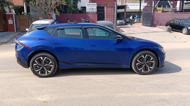 Second-hand 2022 Kia EV6 GT line AWD for sale in Jaipur-7