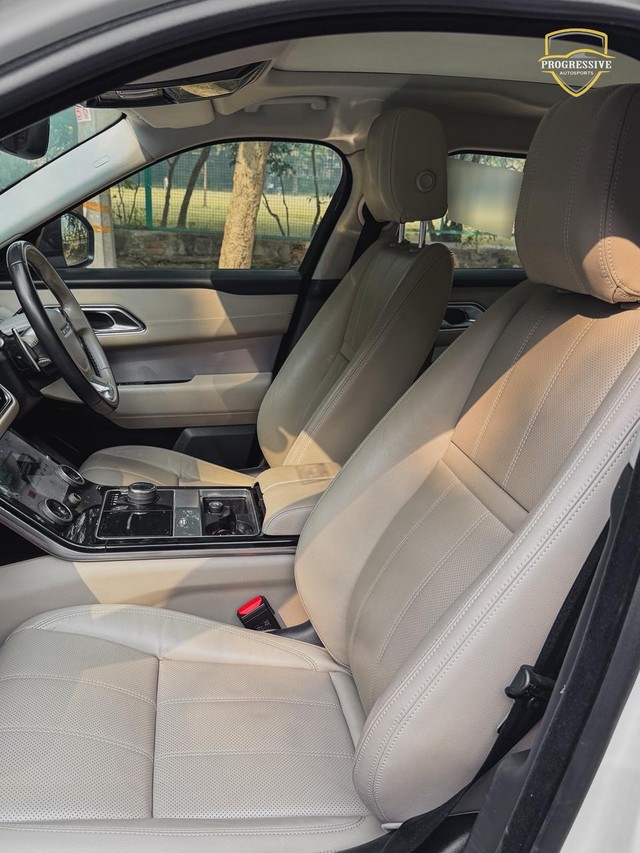 Second-hand 2022 Land Rover Range Rover Velar R-Dynamic S Petrol for sale in New Delhi-7