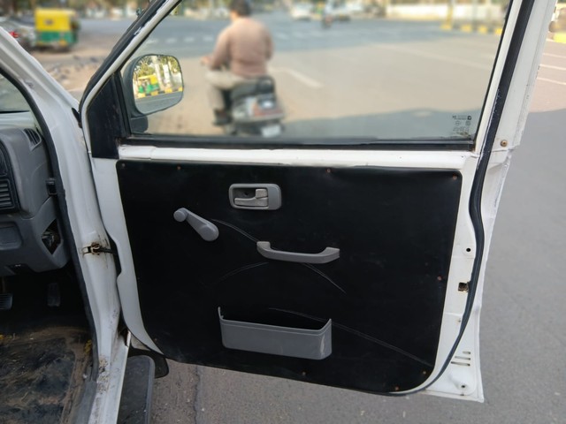 Second-hand 2006 Chevrolet Tavera LS B3 - 10 seats BSIII for sale in Ahmedabad-14