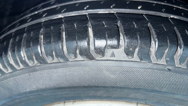 Second-hand 2013 Hyundai i10 Magna 1.2 for sale in Coimbatore-24