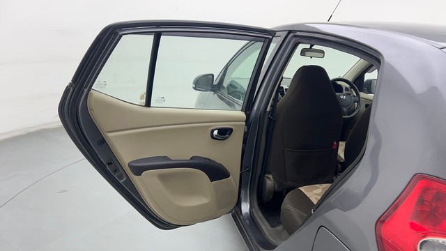 Second-hand 2013 Hyundai i10 Magna 1.2 for sale in Coimbatore-32