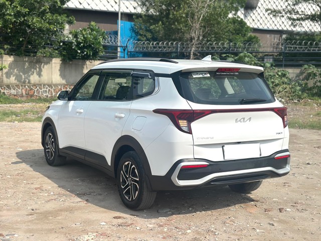 Second-hand 2022 Kia Carens Prestige Plus Turbo DCT 2022-2023 for sale in New Delhi-9