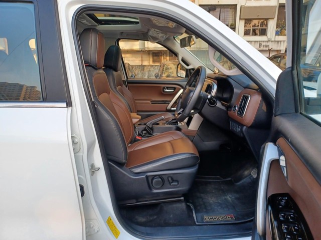 Second-hand 2023 Mahindra Scorpio N Z8L 6 Str Diesel AT BSVI for sale in Mumbai-12
