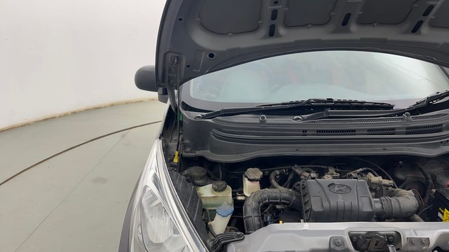 Second-hand 2017 Hyundai EON Magna for sale in Kolkata-25