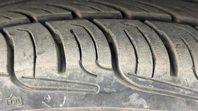 Second-hand 2017 Hyundai EON Magna for sale in Kolkata-38