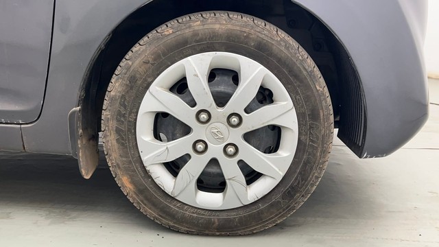 Second-hand 2017 Hyundai EON Magna for sale in Kolkata-17