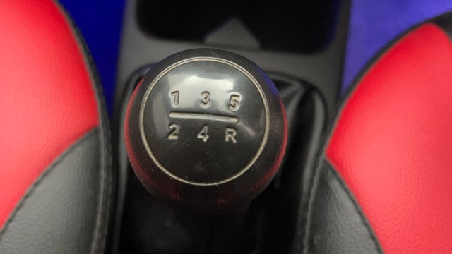 Second-hand 2017 Hyundai EON Magna for sale in Kolkata-12