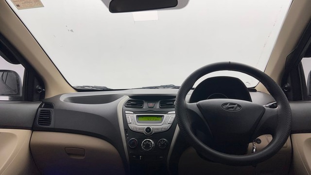 Second-hand 2017 Hyundai EON Magna for sale in Kolkata-11