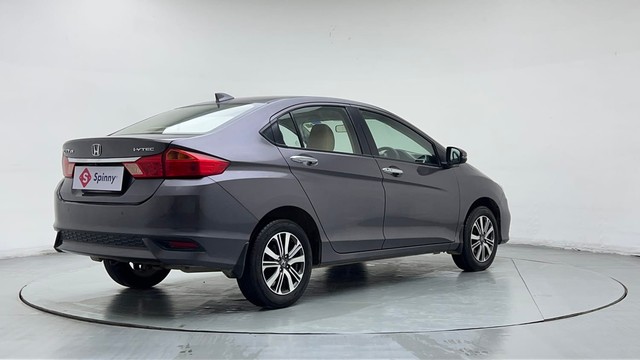 Second-hand 2021 Honda City 1.5 V MT Exclusive for sale in Gurgaon-3