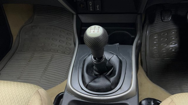 Second-hand 2021 Honda City 1.5 V MT Exclusive for sale in Gurgaon-12