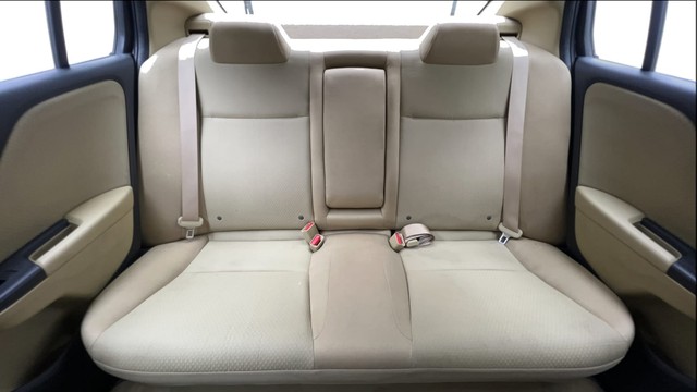 Second-hand 2021 Honda City 1.5 V MT Exclusive for sale in Gurgaon-26