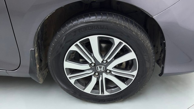 Second-hand 2021 Honda City 1.5 V MT Exclusive for sale in Gurgaon-17