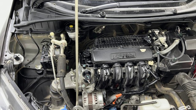 Second-hand 2021 Honda City 1.5 V MT Exclusive for sale in Gurgaon-27