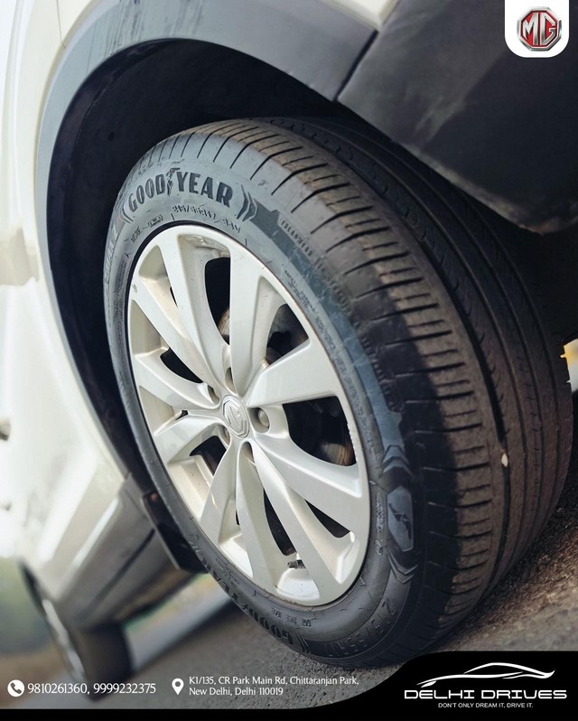 Second-hand 2023 MG Astor Smart CVT for sale in New Delhi-5