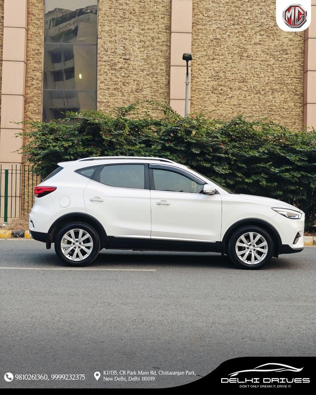 Second-hand 2023 MG Astor Smart CVT for sale in New Delhi-13