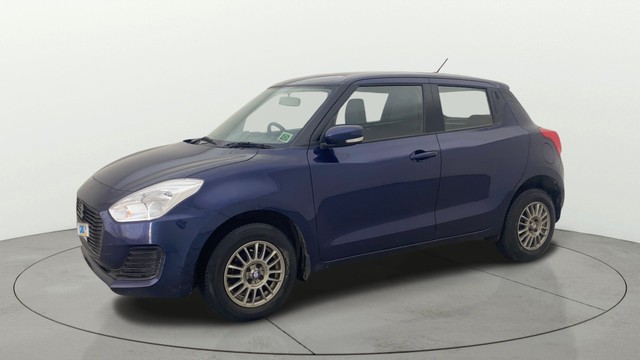 Second-hand 2019 Maruti Swift VXI AMT for sale in Gulbarga-6