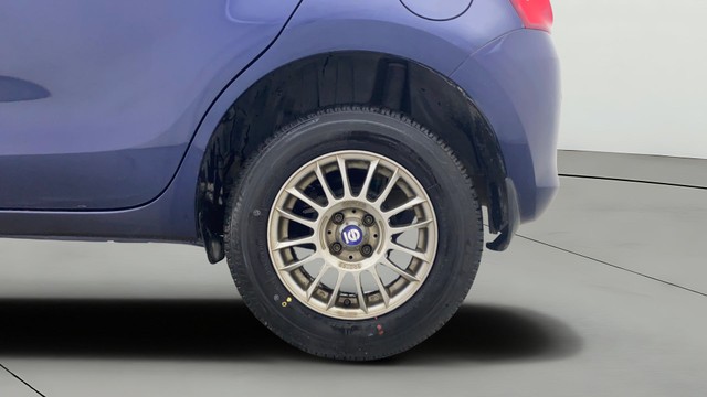 Second-hand 2019 Maruti Swift VXI AMT for sale in Gulbarga-26