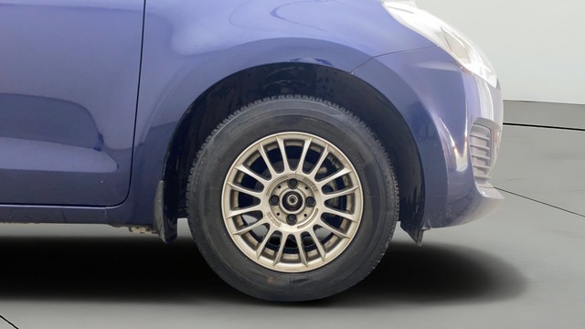 Second-hand 2019 Maruti Swift VXI AMT for sale in Gulbarga-23