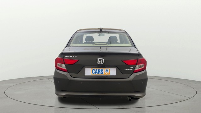 Second-hand 2021 Honda Amaze VX CVT Petrol for sale in Gulbarga-3