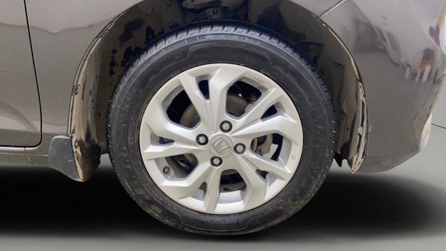 Second-hand 2021 Honda Amaze VX CVT Petrol for sale in Gulbarga-24