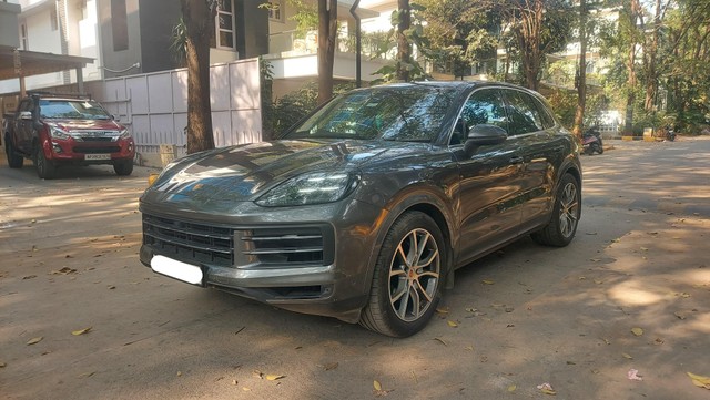 Second-hand 2023 Porsche Cayenne STD for sale in Hyderabad-4