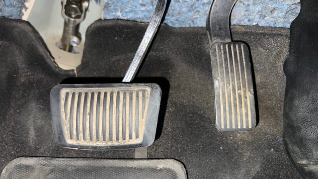 Second-hand 2022 Kia Carens Luxury Plus DCT 6 STR for sale in Chennai-14