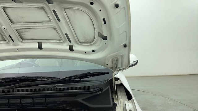 Second-hand 2022 Kia Carens Luxury Plus DCT 6 STR for sale in Chennai-24